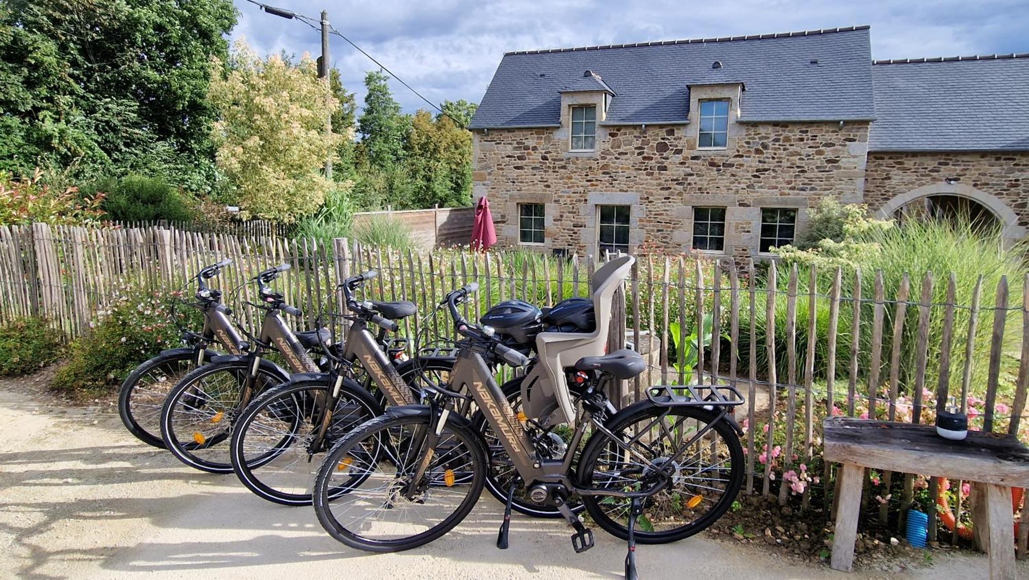 Les Gites Du Haut Pin Calorguen Bagian luar foto